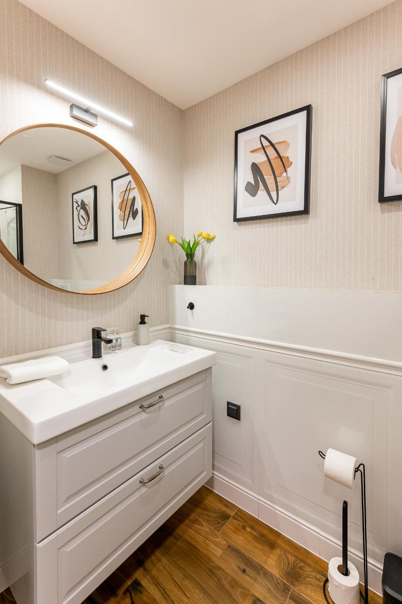 H75 Apartments Kosice Centre Экстерьер фото