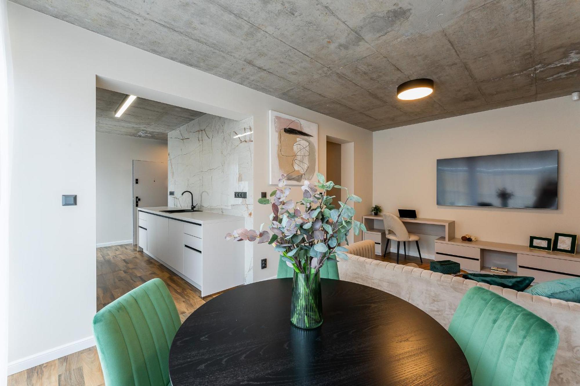 H75 Apartments Kosice Centre Экстерьер фото